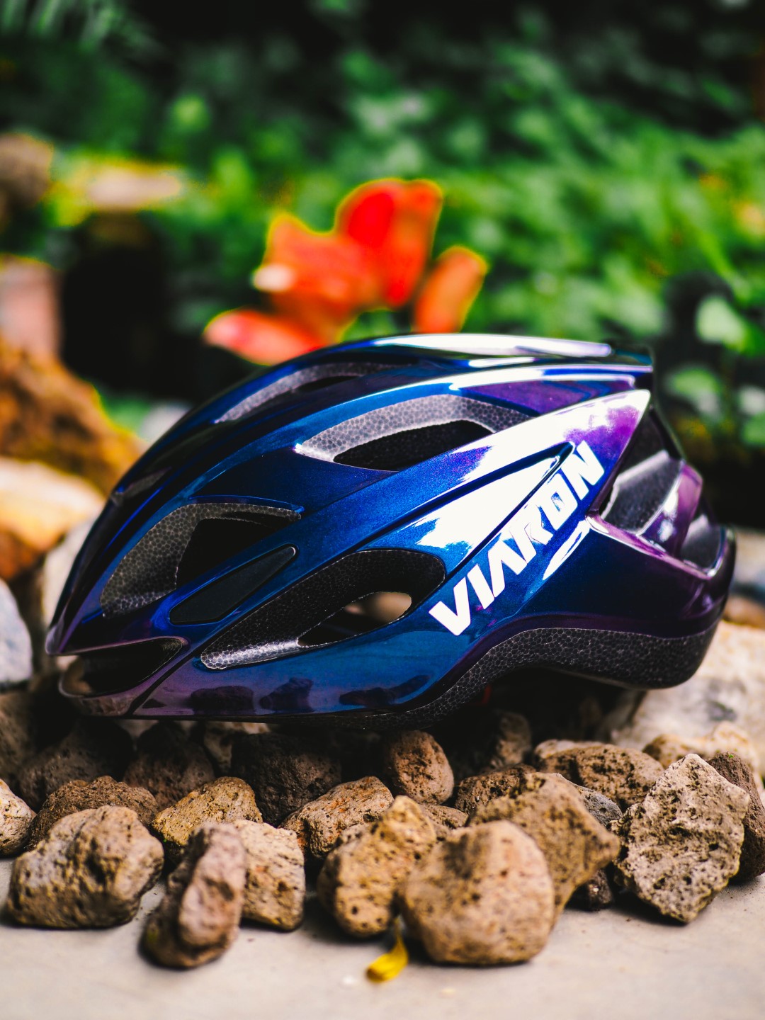 หมวกปั่นจักรยาน Viaron รุ่น V6 สีม่วงโฮโล_2